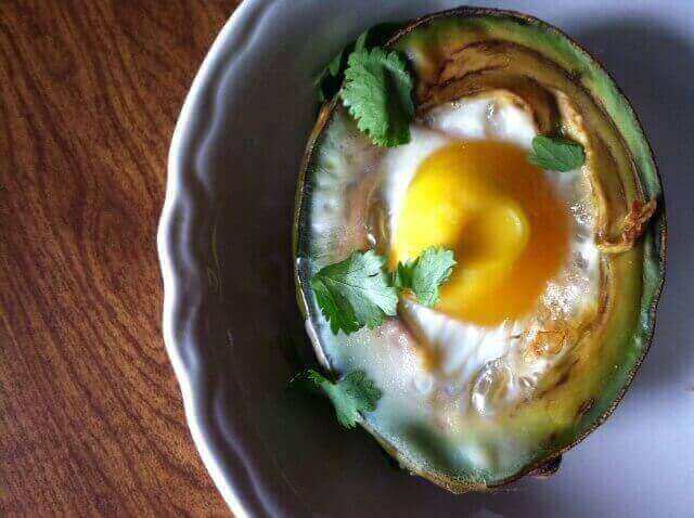 Avocado breakfast bake